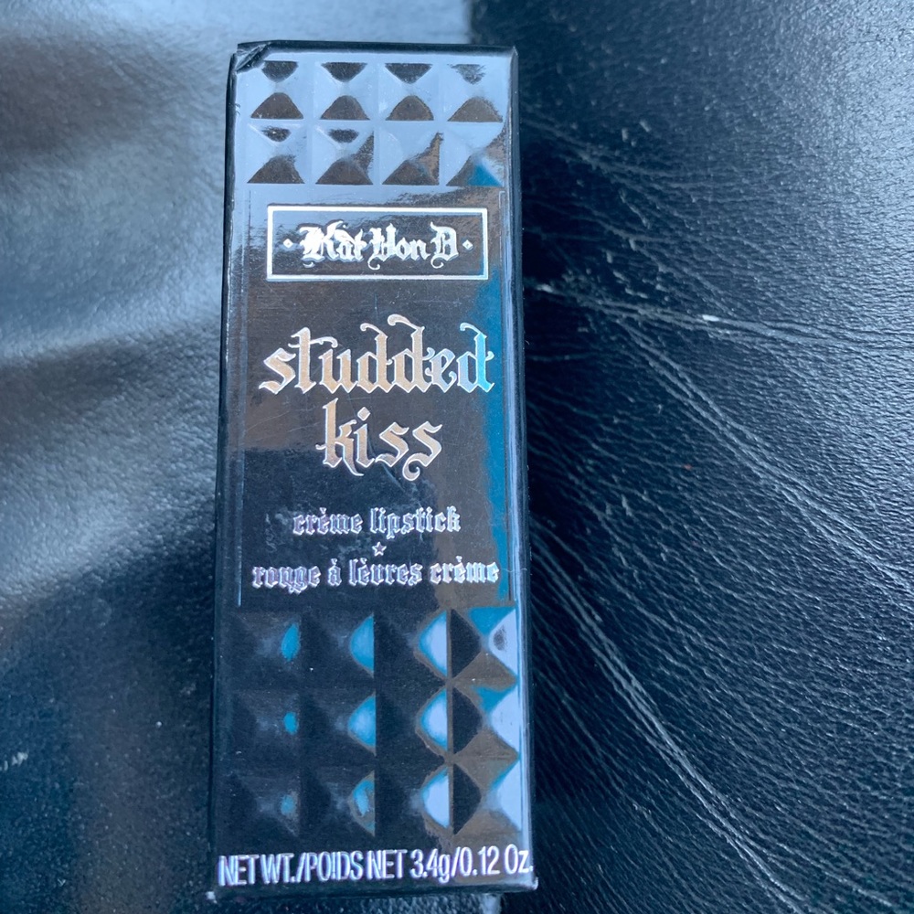 Lipstick - Picture 3 of 3